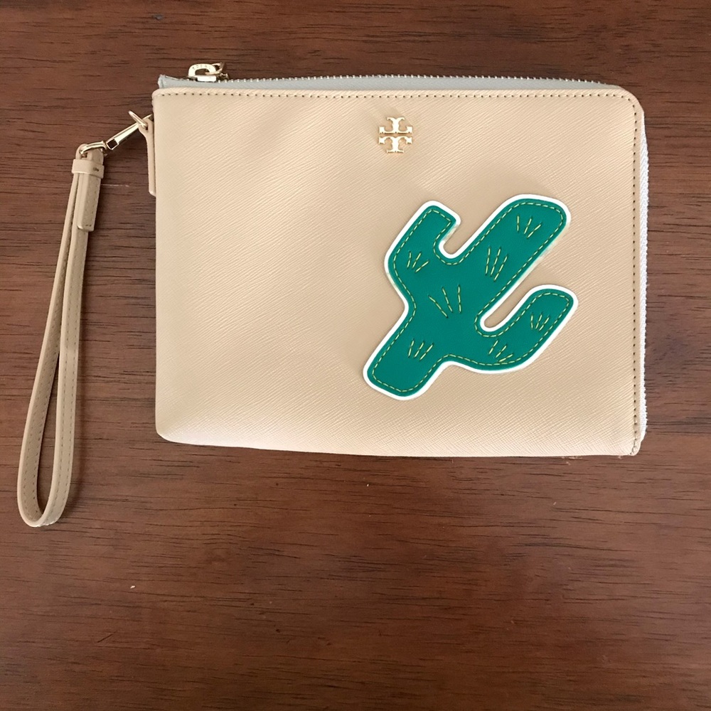 Tory Burch Robinson Cactus Clutch